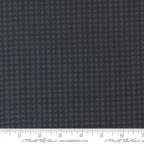 Farmhouse Flannel 111 - Dark charcoal & black houndstooth print